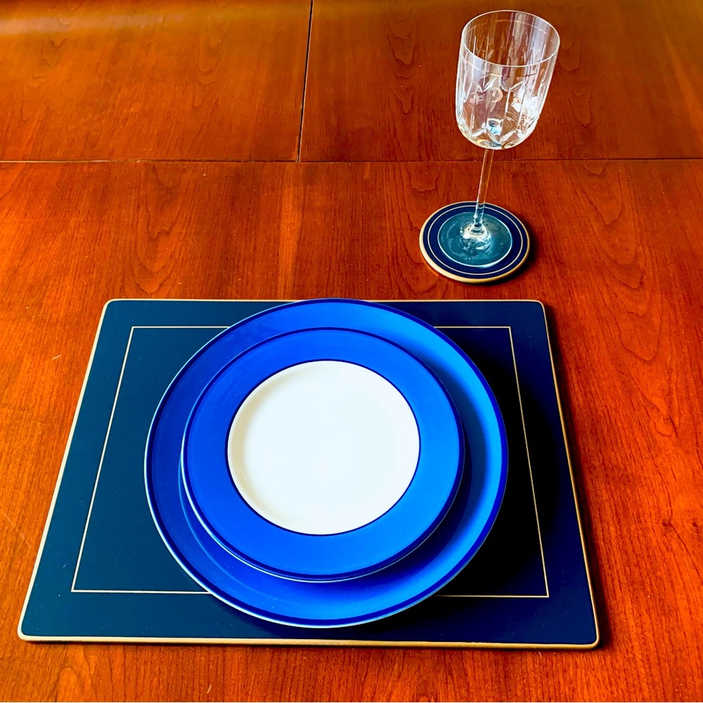 Set of 4 beautiful glossy cobalt blue & white porcelain plates made in Italy